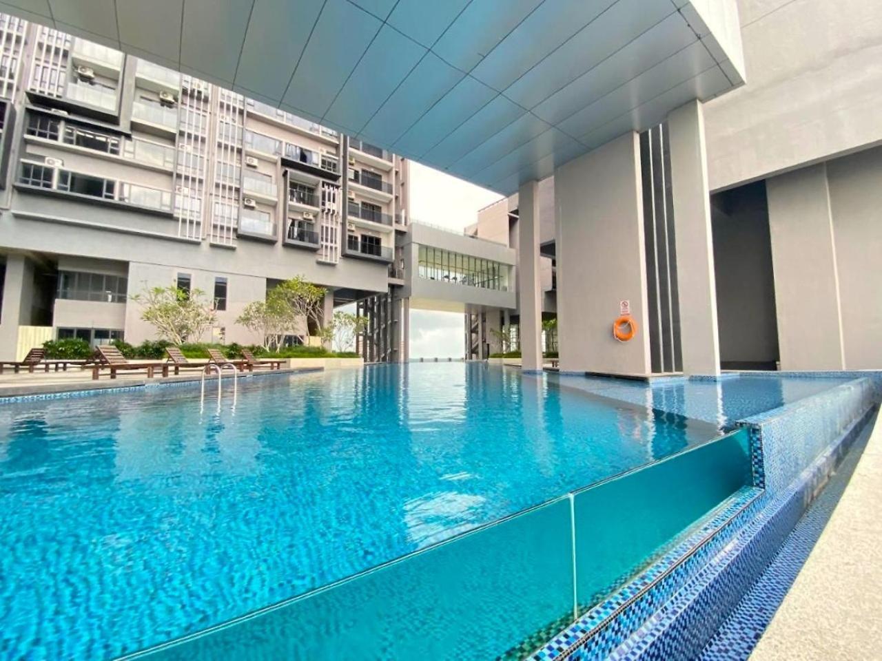 Imperio Residence Melaka Buitenkant foto